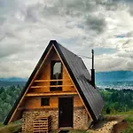 Vikendica Tromedja Alpesi faház *