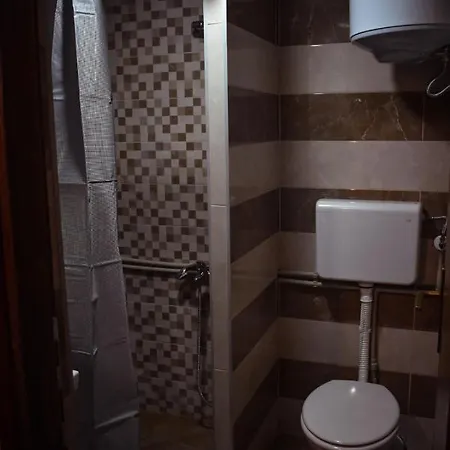 Vikendica Tromedja Chalet Pale