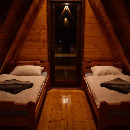 Vikendica Tromedja * Pale