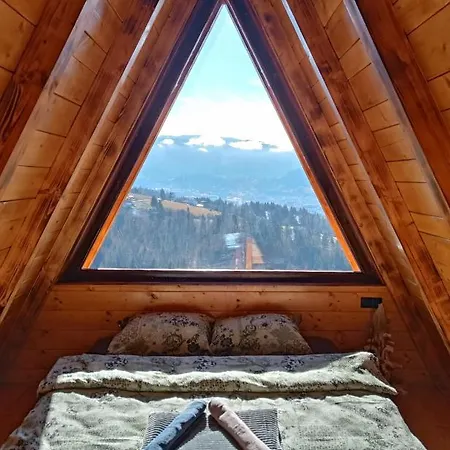 Vikendica Tromedja パレ