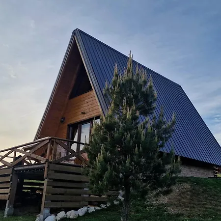 Vikendica Tromedja Chalet Pale