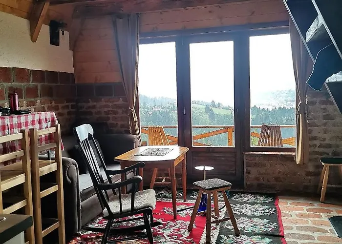 Vikendica Tromedja Chalet *