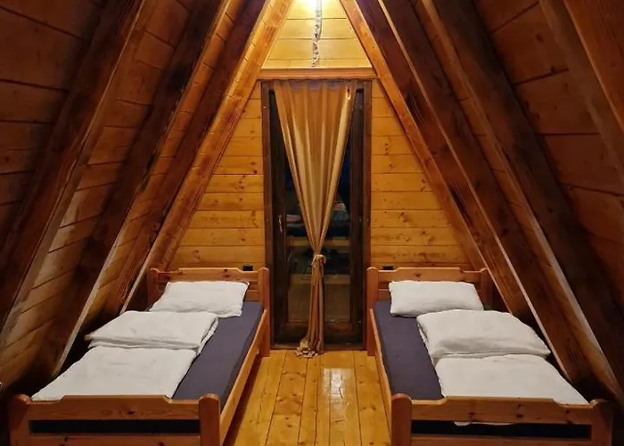 Vikendica Tromedja Chalet