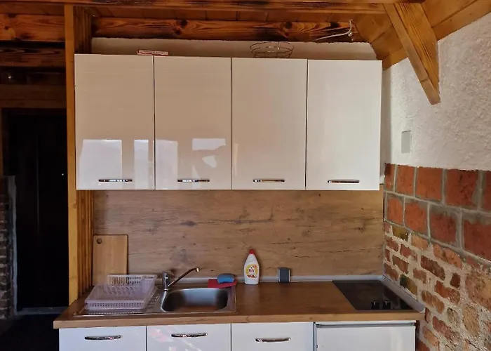 Vikendica Tromedja Chalet Pale