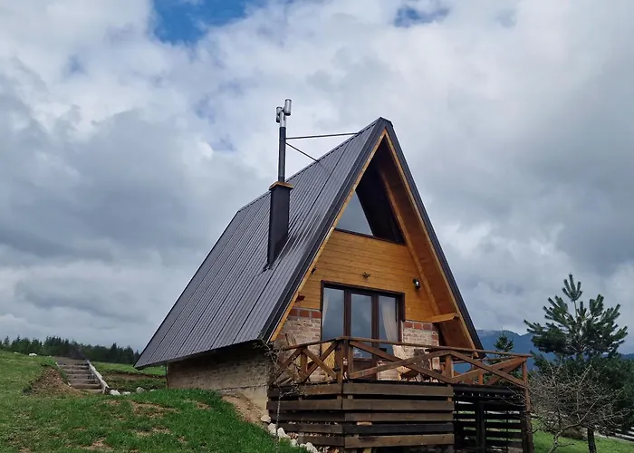 Vikendica Tromedja *